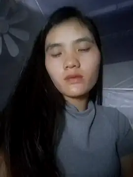 Snapshot of mira-show chatting on 10/26/25, 01:06 mira-show online show from 10/26/25, 01:06