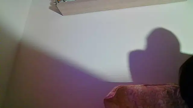 valeriahornier online show from 07/14/26, 11:32