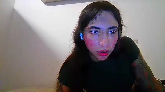 valeriahornier online show from 07/22/26, 12:02