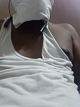 rahulsexyb online show from 10/18/25, 01:45