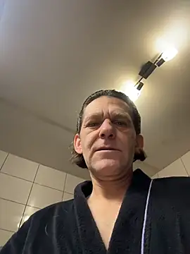 kon77777 online show from 11/25/25, 03:39