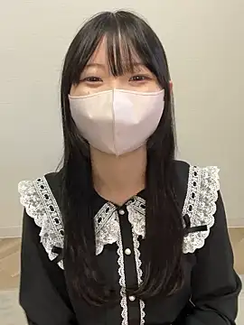 Reina cute 00  online show from 11/06/25, 03:18