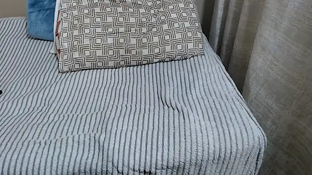 RissaGx online show from 11/21/25, 06:34