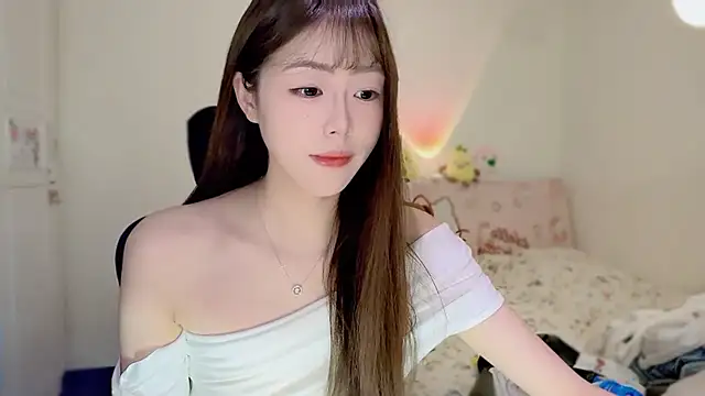 Onecutelittle online show from 11/25/25, 01:05