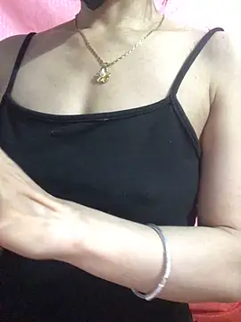 Kylie beem online show from 12/19/25, 02:40