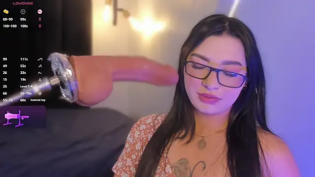 Juli Casanova online show from 12/05/25, 11:30