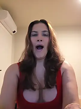Snapshot of MiaRides19 chatting on 06/15/26, 05:37 MiaRides19 online show from 06/15/26, 05:37