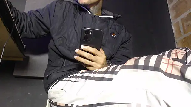 Anaconda larga online show from 02/25/26, 01:21