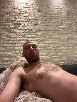 Rotteei1 online show from 11/15/25, 07:16