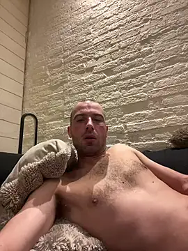 Rotteei1 online show from 02/06/26, 06:18