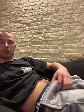 Rotteei1 online show from 03/23/26, 06:56