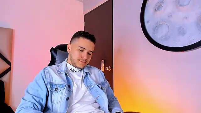 mike 257 online show from 11/15/25, 11:40