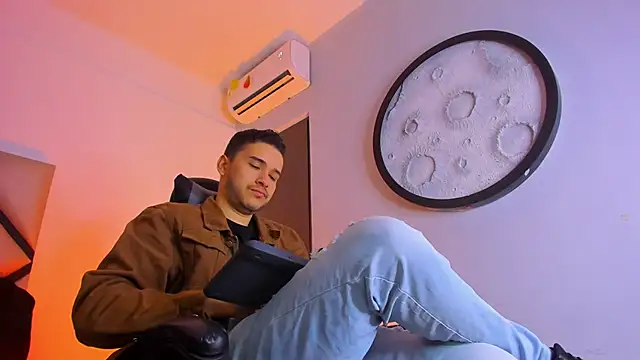 mike 257 online show from 01/12/26, 11:59