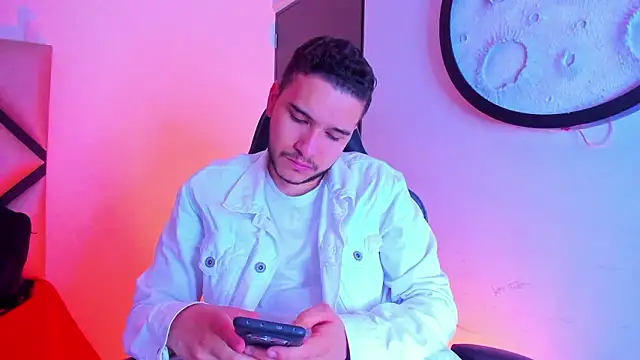 mike 257 online show from 02/03/26, 11:26