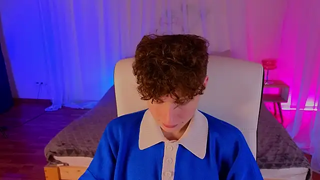 crisp1n online show from 11/09/25, 04:27