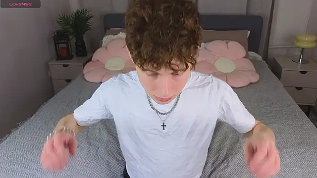 crisp1n online show from 02/09/26, 02:04