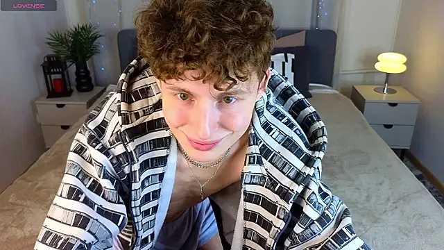 crisp1n online show from 02/18/26, 04:19