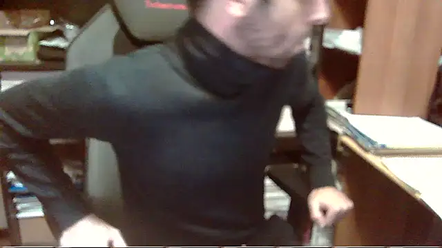 Snapshot of topg84 chatting on 10/18/25, 06:41 topg84 online show from 10/18/25, 06:41