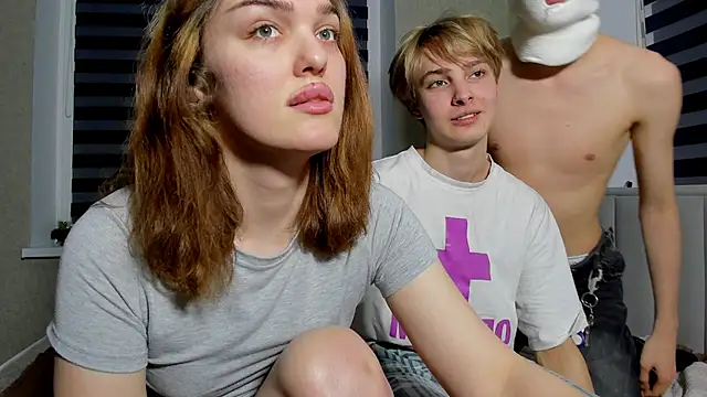 EmiliaRhodes online show from 02/08/26, 05:16