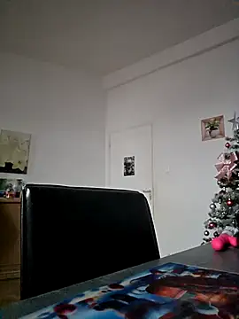 lasexycoquine59 online show from 12/18/25, 08:20