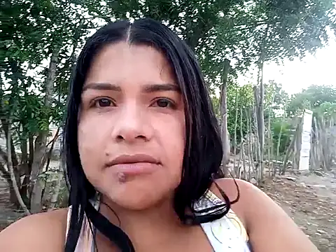 Snapshot of kata_rosales chatting on 10/21/25, 09:59 kata rosales online show from 10/21/25, 09:59