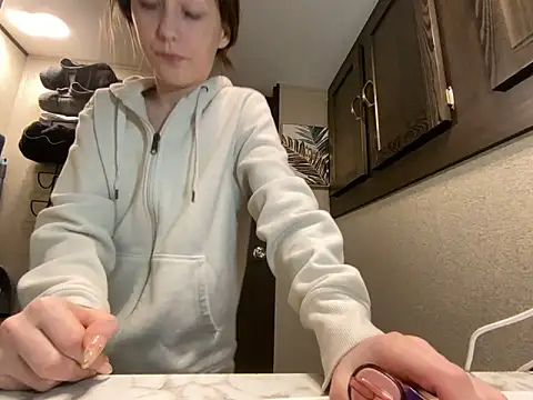 Thedeepwebcutie online show from 12/17/25, 02:50