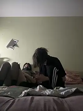popoul couple online show from 10/22/25, 03:45