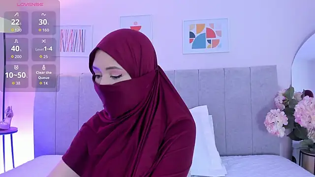 fatiima  online show from 11/03/25, 07:04