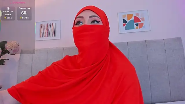 fatiima  online show from 12/16/25, 07:08