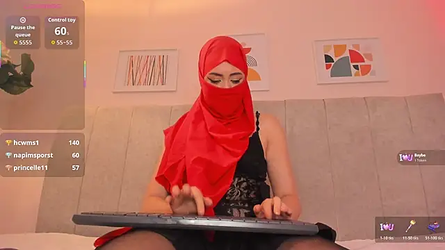 fatiima  online show from 02/21/26, 12:55