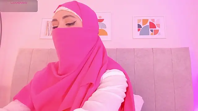 fatiima  online show from 05/15/26, 07:21