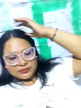 Snapshot of celeste122595 chatting on 05/15/26, 02:51 celeste122595 online show from 05/15/26, 02:51