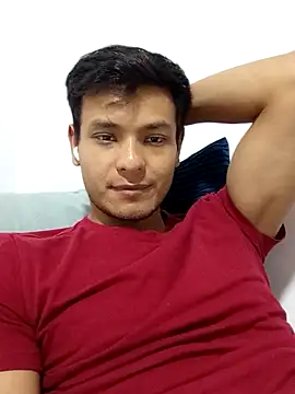 Snapshot of Valois_69 chatting on 10/20/25, 05:08 Valois 69 online show from 10/20/25, 05:08