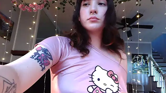 Trickylucy555 online show from 05/30/26, 11:46