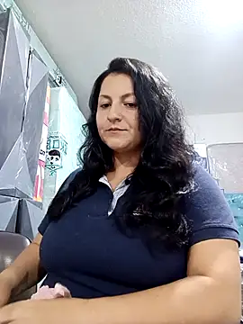 Snapshot of Lolitahot26 chatting on 10/29/25, 10:33 Lolitahot26 online show from 10/29/25, 10:33