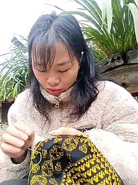 Ana-Li- online show from 10/21/25, 01:39