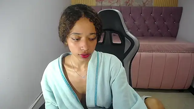 Snapshot of melody11_s chatting on 08/06/26, 08:16 melody11 s online show from 08/06/26, 08:16