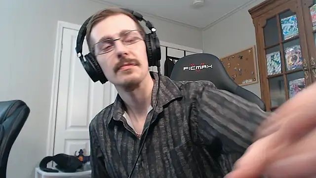 CasuallyCorrupt online show from 11/06/25, 07:09