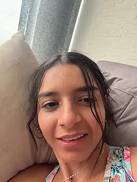 Snapshot of violeta365 chatting on 04/24/26, 06:10 violeta365 online show from 04/24/26, 06:10