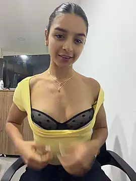 Snapshot of violeta365 chatting on 06/01/26, 03:47 violeta365 online show from 06/01/26, 03:47