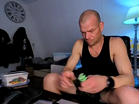 Kinky Play1 online show from 02/10/26, 06:45