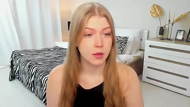 Stella Light online show from 02/04/26, 04:18