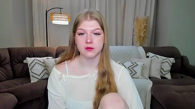 Snapshot of Stella_Light chatting on 06/02/26, 11:34 Stella Light online show from 06/02/26, 11:34