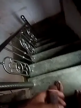 Saddam2332 online show from 10/30/25, 12:45