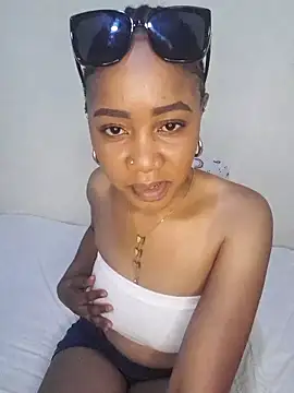 sexy-portable online show from 11/07/25, 12:05