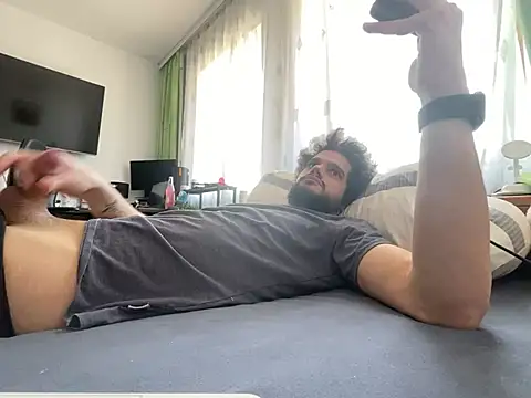 youngboyformommy24 online show from 03/06/26, 01:51