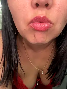 Love  Mom online show from 10/25/25, 06:32