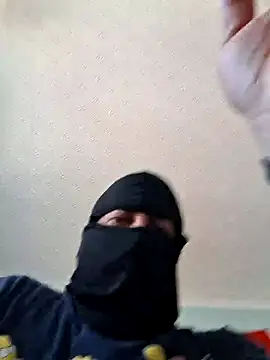 Imyourguy2025 online show from 04/22/26, 12:28