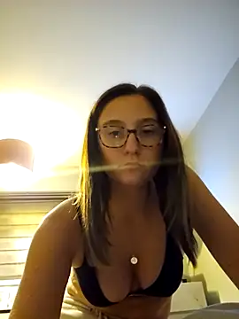 Snapshot of SashaBabyxx chatting on 11/02/25, 08:00 SashaBabyxx online show from 11/02/25, 08:00