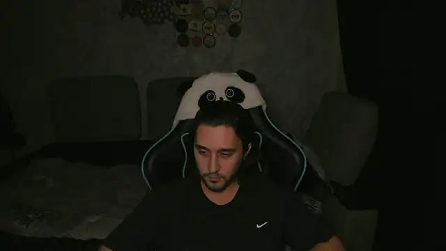 Pohyi  online show from 03/07/26, 02:36